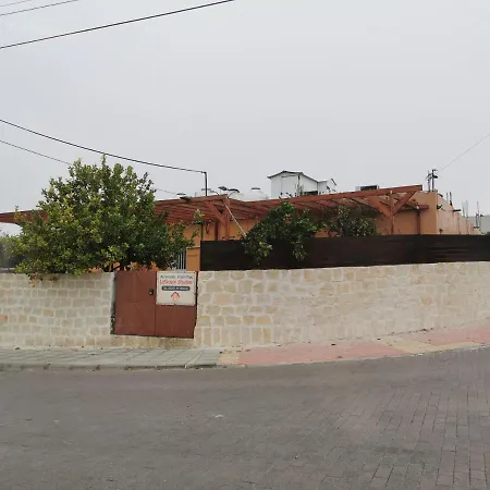 Nicosia Rooms Studios מראה חיצוני תמונה