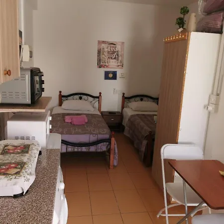 Nicosia Rooms Studios מראה חיצוני תמונה